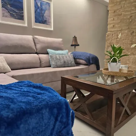 Experience Apartment *